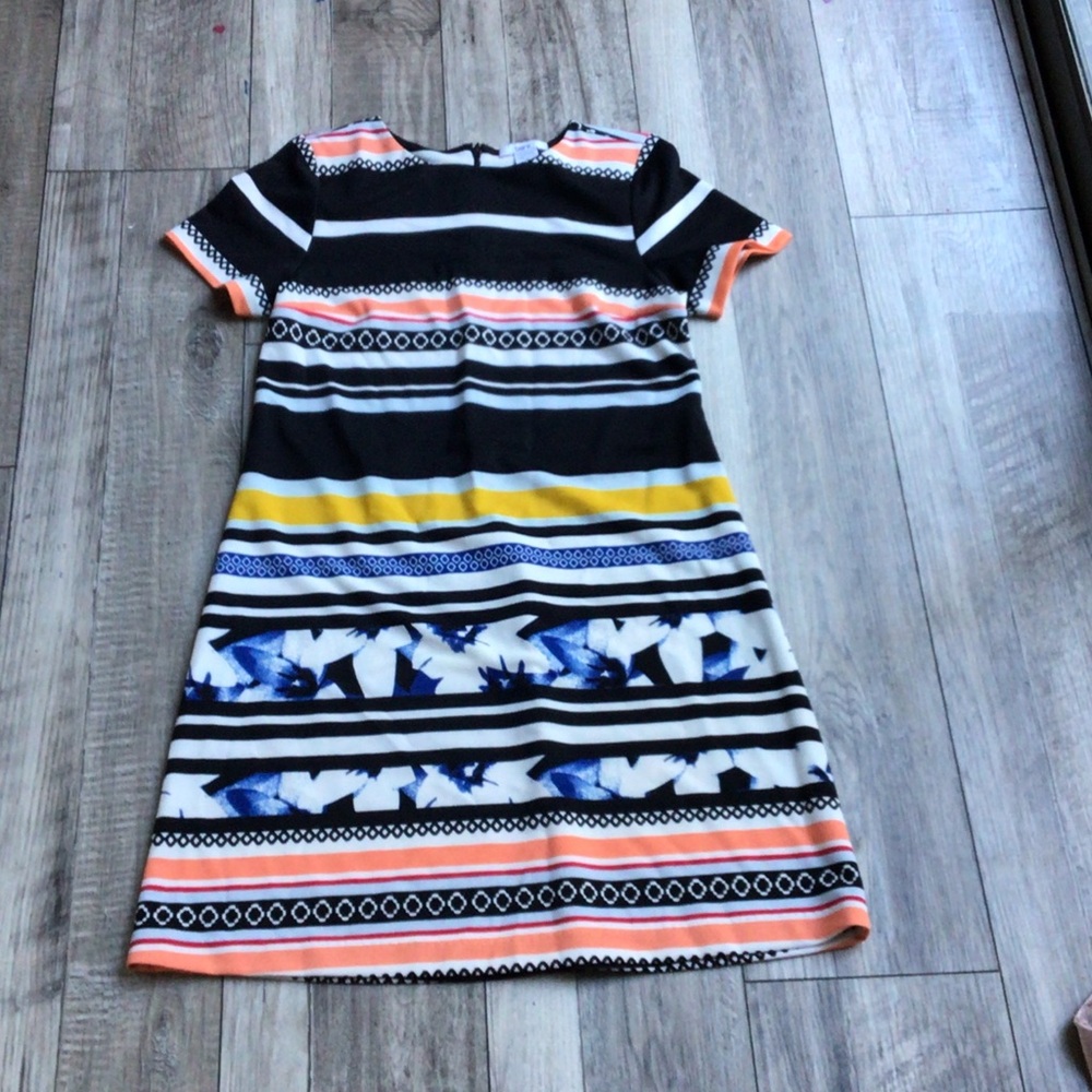 Offer $7🐞 Bar III dress floral stripe
